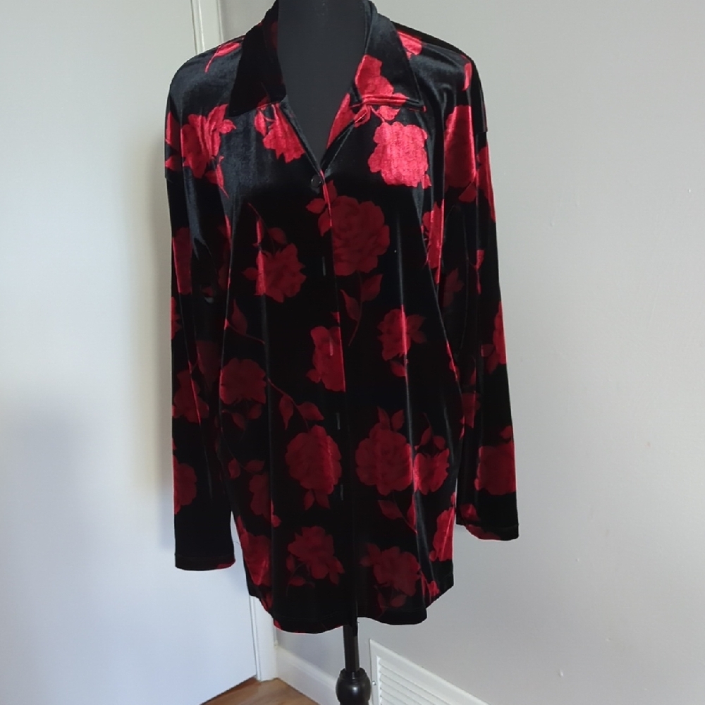 Impressions Black and Red Floral Button Down Shirt